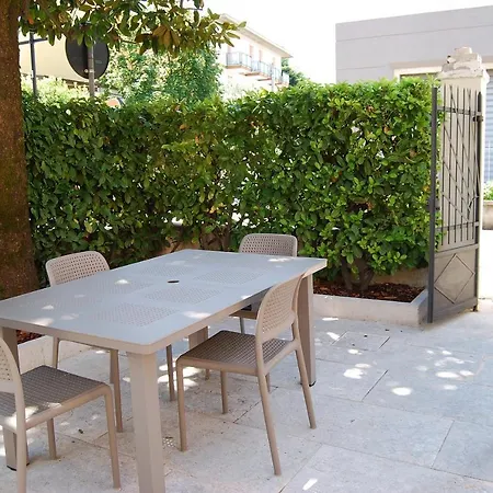 Taormina Suite Bardolino Exterior photo