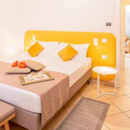 Taormina Suite Bardolino Exterior photo